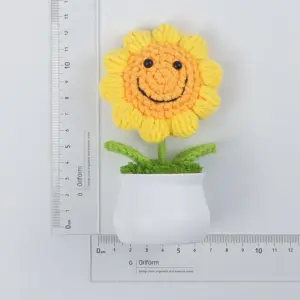 Creative Artificial Crochet Sunflower Pots, Knitted Flower Decoration for Graduation, Car, and Home Gift