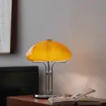 Bauhaus Creative Pumpkin Led Table Lamp Nordic Retro Orange Mushroom Designer Desk Light Bedroom Bedhead Study Living Room