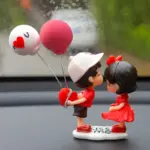 Cartoon Resin Couples Figurine Cute Lovers Balloon Ornament for Car Dashboard Office Desktop Home Decor Lovely Kiss Miniatures