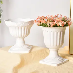 Simple Plastic Vase Pots for Plants Flower Arrangement Vase Modern Art Plastic Flowerpot Desktop Vase Decoration Flower Bottle