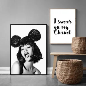 Quadro Fashion Woman Black and White Poster Vogue Posters and Prints Wall Art Canvas Painting Quotes Decor For Home Girl Decor