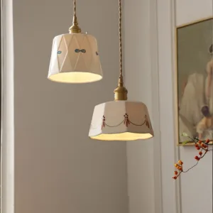 Japanese retro brass-glazed printed ceramic chandelier Simple bedroom bedside restaurant bar entrance bay window light
