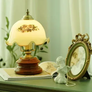 French Glass Flower Table Lamp Romantic Atmosphere Wood Desk Lamp Bedroom Bedside Decoration Children's Room Lighting Appliances