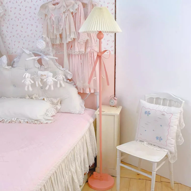 Pink Bow Princess Room Floor Lamps Girl Bedroom Vertical Lamp Korean Nordic Warm Romantic Living Room Room Decor Floor Lights