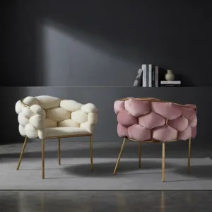 Postmodern Lounge Chair Creative Designer Armchair for Living Room Bedroom Studio Italian Simple Style Comfortable Backrest