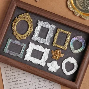4Pcs Retro Baroque Resin Simulation Mini Relief Small Photo Frame European Picture Frame Exquisite Relief Dollhouse Ornament
